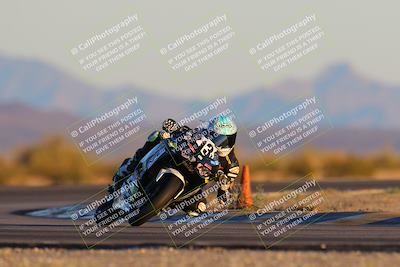 media/Jan-21-2023-CVMA (Sat) [[b9eef8ba1f]]/Race 13 500 Supersport-350 Supersport/